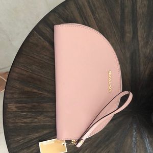 Michael Kors blush wristlet